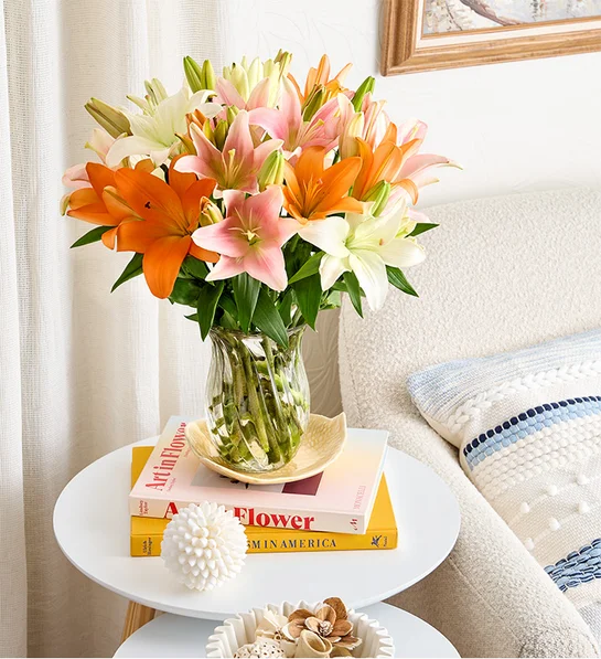 Vibrant Summer Lily Bouquet - Image 3