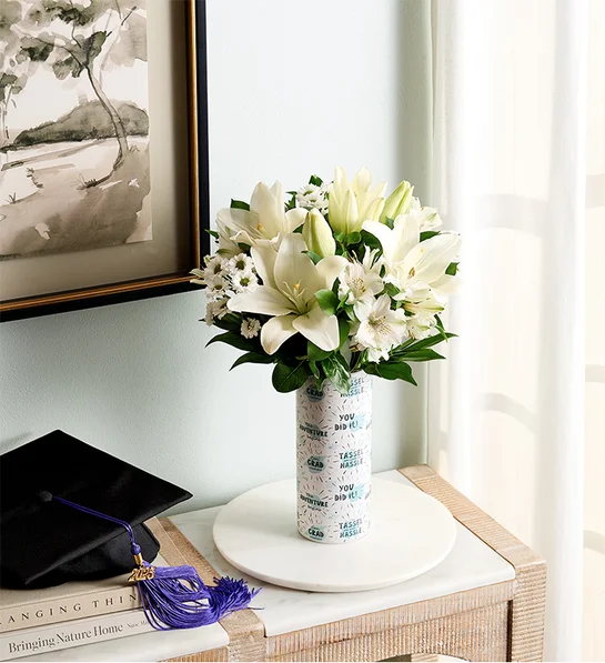 White Lily Bouquet - Image 2