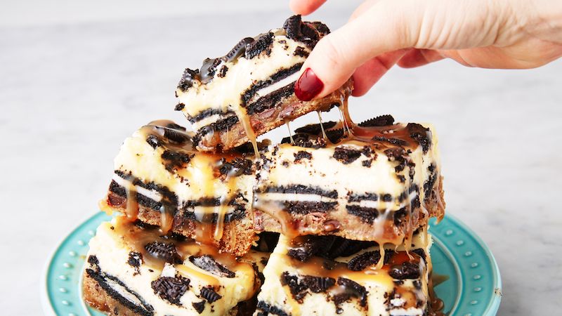 Oreo Cheesecake Bars