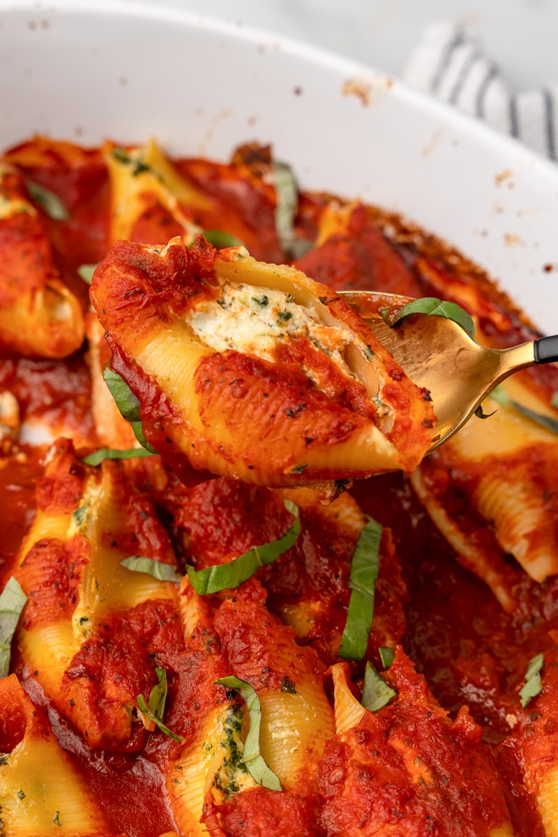 Vegan Stuffed Shells