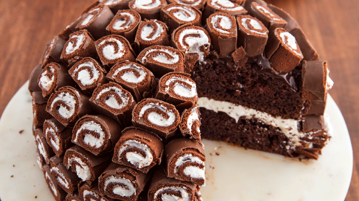 Giant Swiss Roll Cake