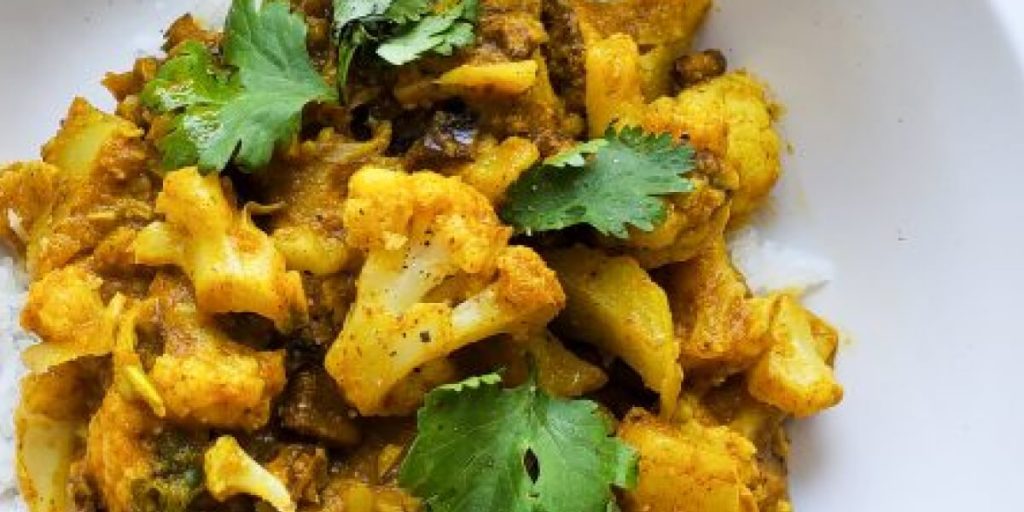 Recipe: Cauliflower and Banana Skin Curry!