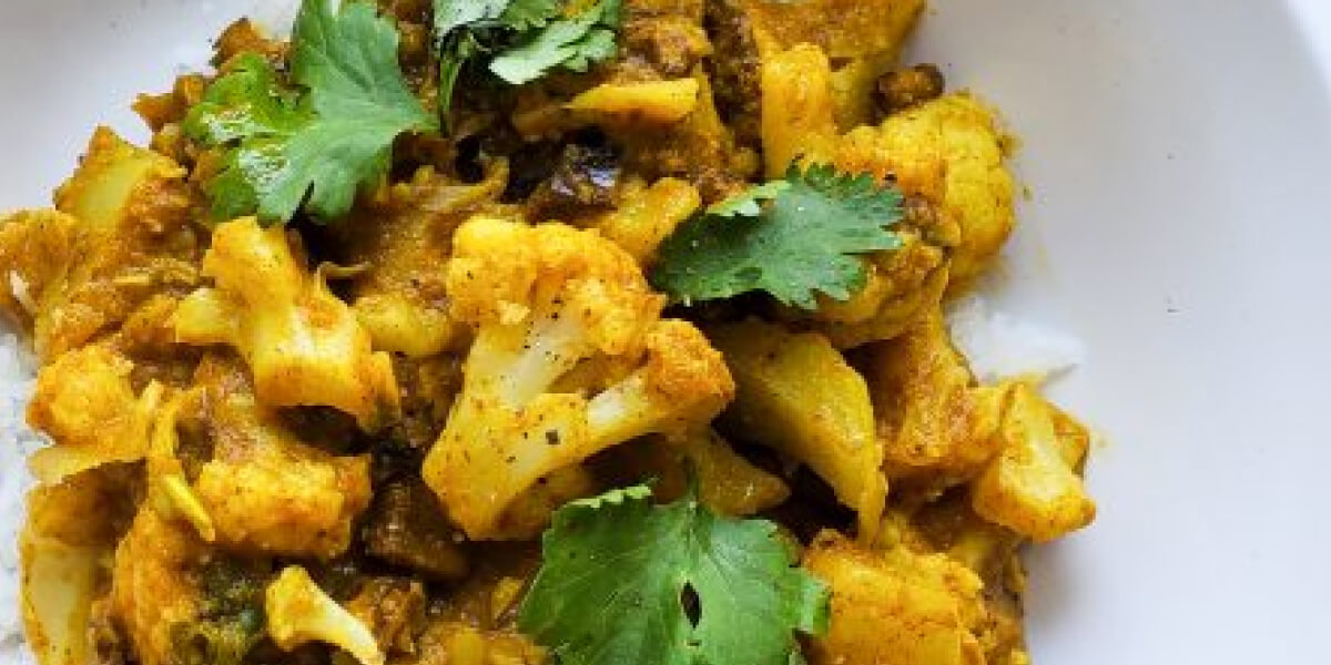 Recipe: Cauliflower and Banana Skin Curry!