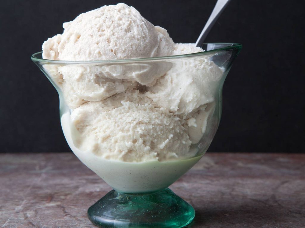 Sicilian Vanilla Ice Cream (Gelato di Vaniglia)