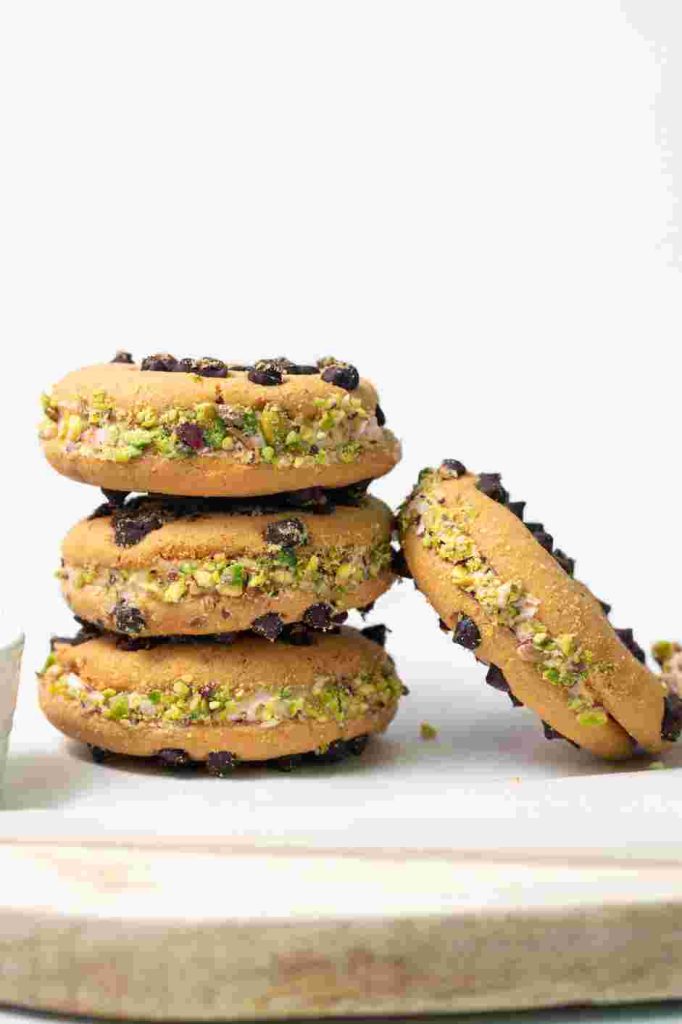 Strawberry Ice Cream Sandwich Recipe