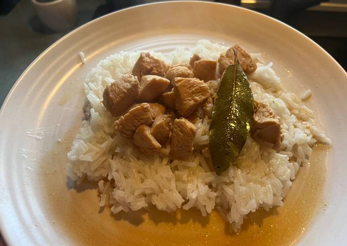 Filipino chicken adobo
